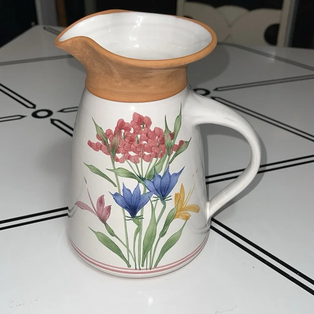 Vintage Emerson Creek Pottery Pitcher Vase Floral Flower Bedford‎ VA
